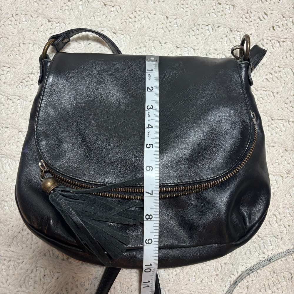 Vero Pelle Italian Made Leather Handbag Black Solid Tassel Flap Crossbody Purse - Picture 6 of 12
